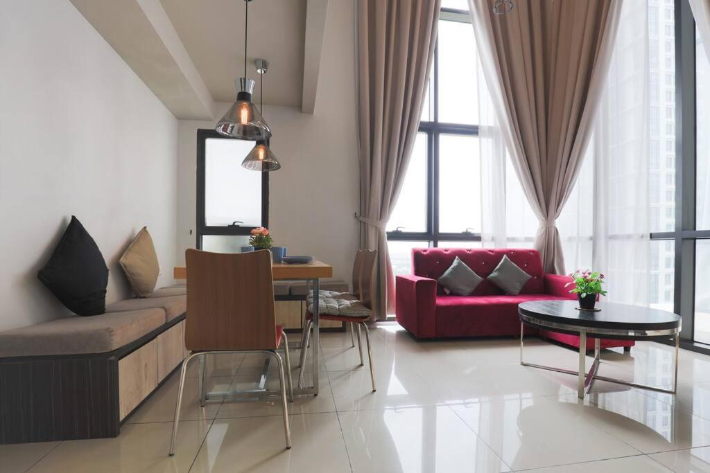 شقة Solstice Duplex Cyberjaya By Ec المظهر الخارجي الصورة